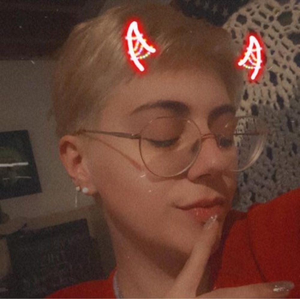 Meet your Posher, Leigha ann